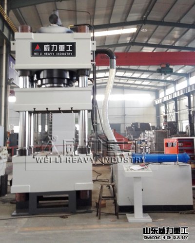 1000噸三梁四柱油壓機生產(chǎn)廠家