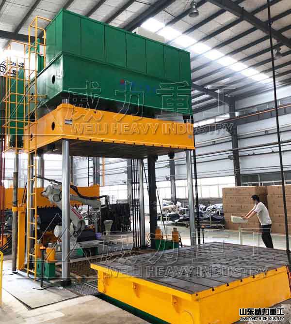 315噸四柱汽車內(nèi)飾成型油壓機配移動工作臺